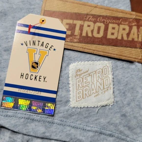 NEW Montreal Canadiens Jersey Tee NHL Logo Vintge Hockey Original Retro Brand XL - Picture 6 of 6